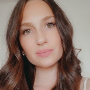 Meet your Posher, Dana